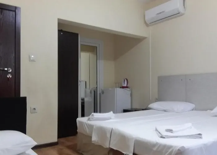 Guest Simona * Opanets