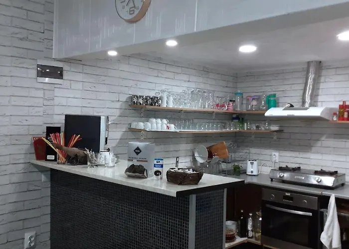 Guest Simona * Opanets